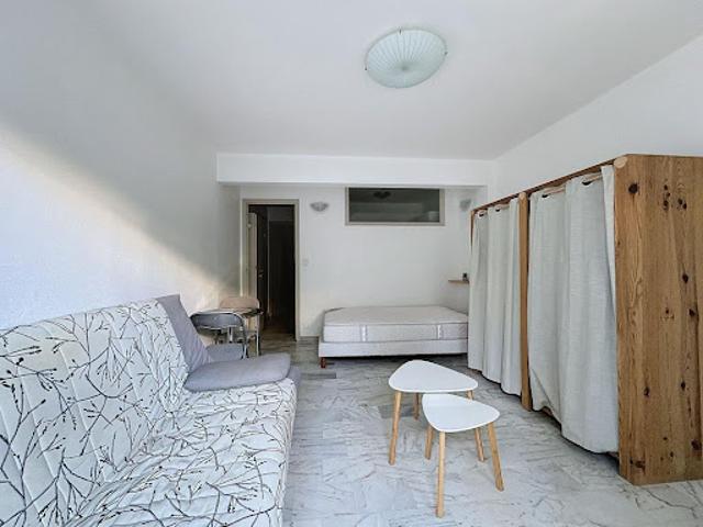Location Appartement 1 pièce 24.94 m2 Le Cannet