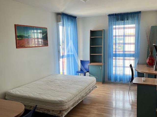 Location Appartement 1 pièce 24.96 m2 La Roche sur Yon