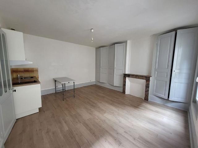 Location Appartement 1 pièce 24m²