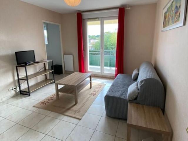 Location Appartement 1 pièce 24m²