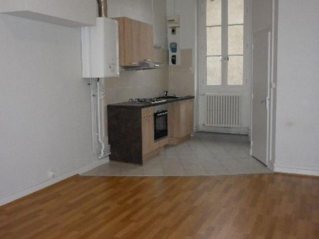 Location Appartement 1 pièce 24m²