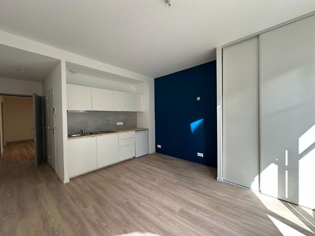 Location Appartement 1 pièce 24m²