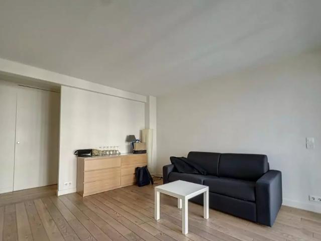Location Appartement 1 pièce 24m²