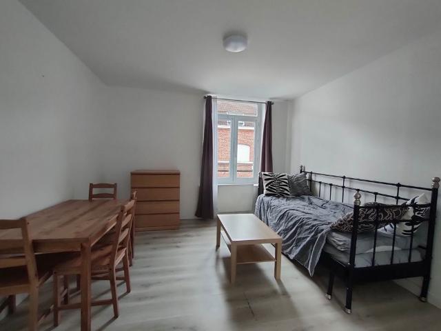 Location Appartement 1 pièce 24m²