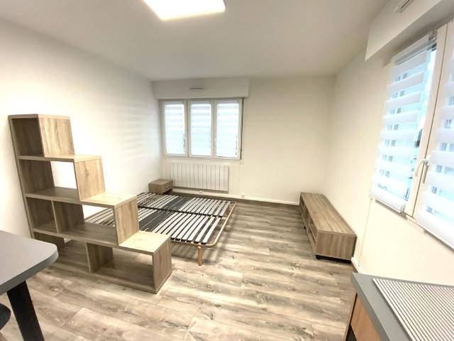 Location Appartement 1 pièce 24m²