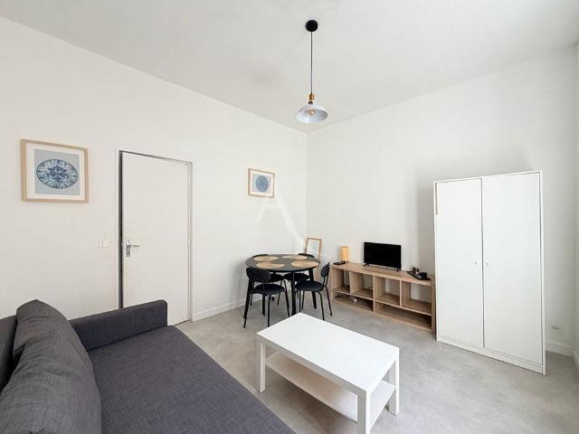 Location Appartement 1 pièce 24m²