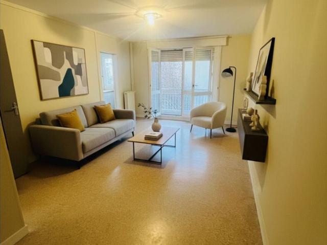 Location Appartement 1 pièce 24m²
