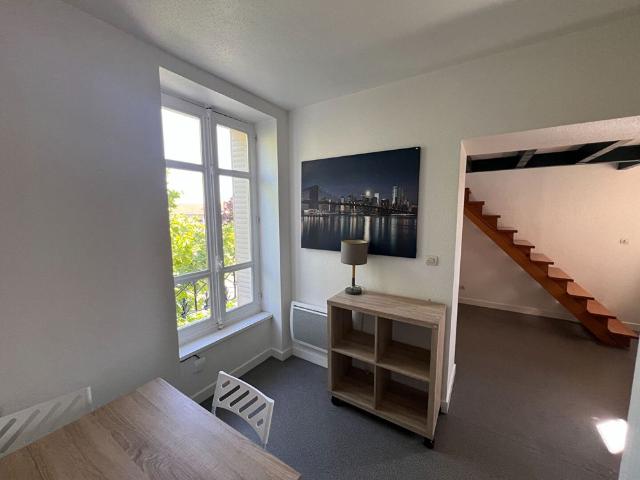 Location Appartement 1 pièce 24m²