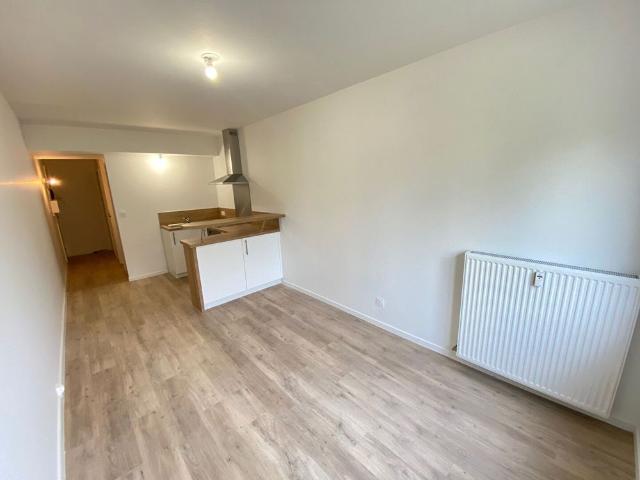 Location Appartement 1 pièce 24m²