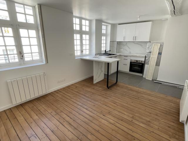 Location Appartement 1 pièce 24m²