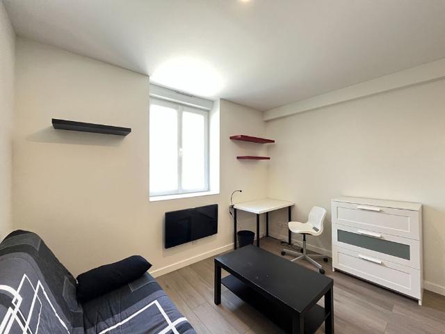 Location Appartement 1 pièce 24m²
