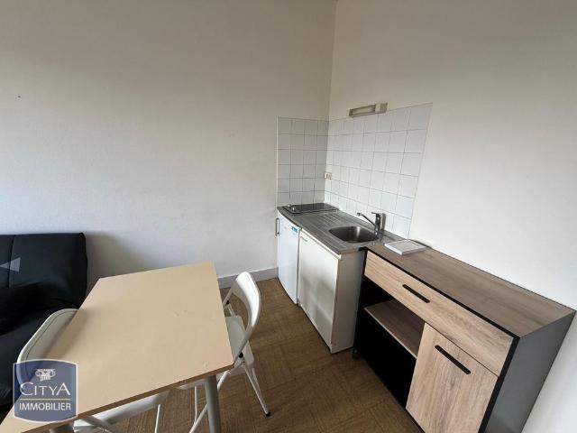 Location Appartement 1 pièce 24m² THIERS 63300
