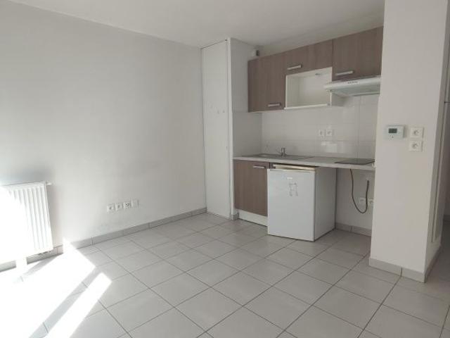 Location Appartement 1 pièce 24m² TOULOUSE 31200