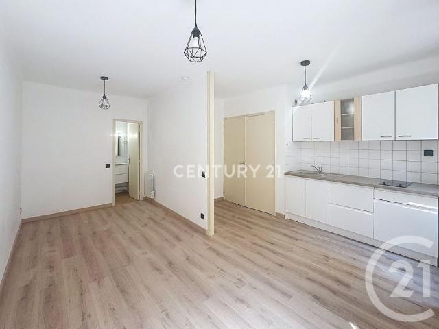 Location Appartement 1 pièce 24m² AUBAGNE 13400