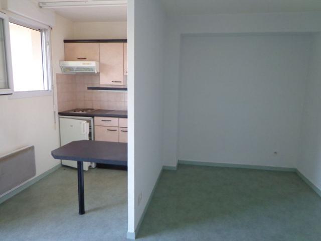 Location Appartement 1 pièce 24m² BEAUMONT 63110