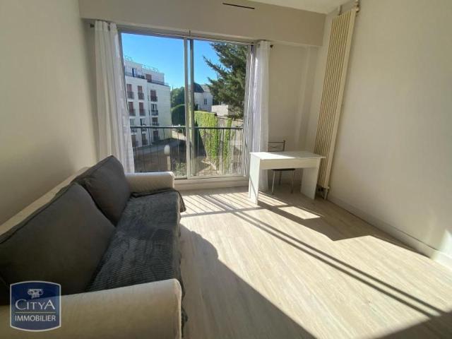 Location Appartement 1 pièce 24m² BLOIS 41000
