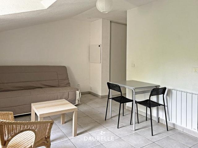 Location Appartement 1 pièce 24m² CHATEAURENARD 13160