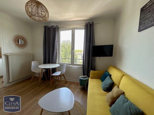 Location Appartement 1 pièce 24m² CORBEIL ESSONNES 91100