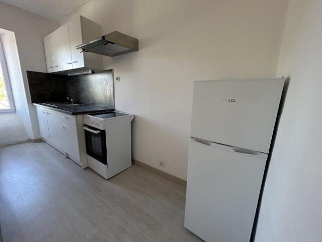 Location Appartement 1 pièce 24m² COSTAROS 43490