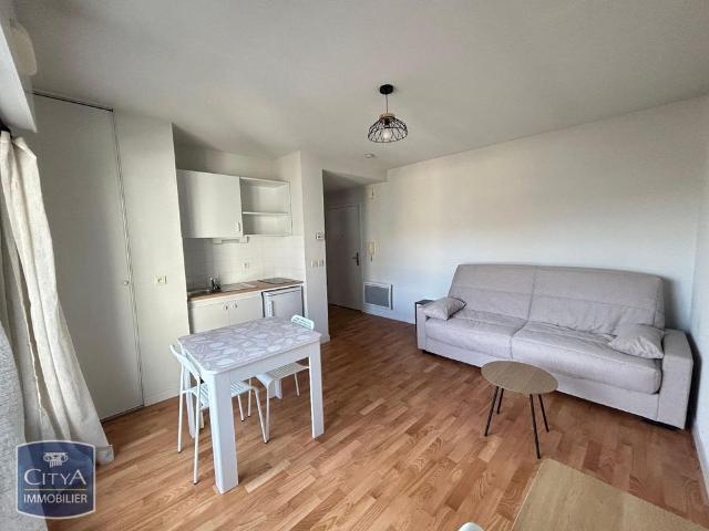 Location Appartement 1 pièce 24m² LAVAL 53000