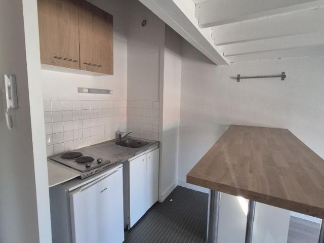 Location Appartement 1 pièce 24m² LILLE 59800