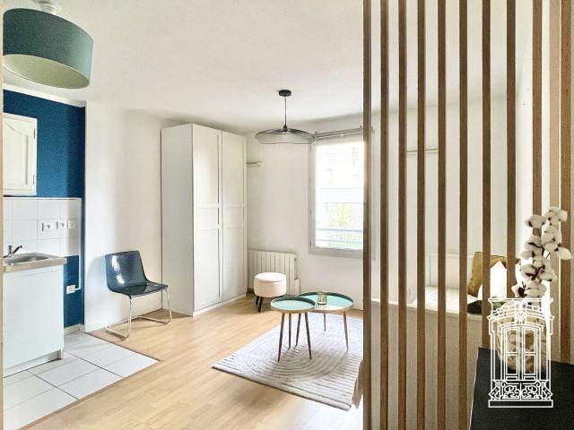 Location Appartement 1 pièce 24m² LYON 4ème