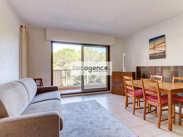 Location Appartement 1 pièce 24m² MANDELIEU LA NAPOULE 06210