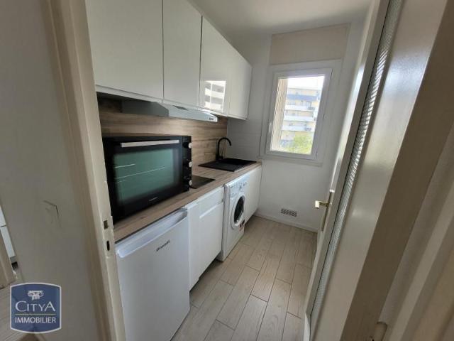Location Appartement 1 pièce 24m² MONTPELLIER 34090