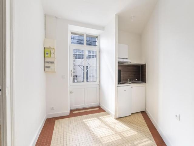 Location Appartement 1 pièce 24m² NANTES 44000