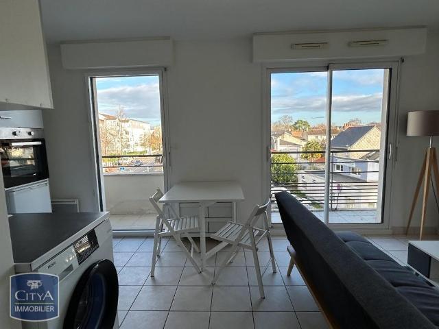 Location Appartement 1 pièce 24m² NANTES 44300
