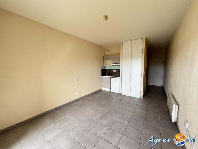 Location Appartement 1 pièce 24m² NARBONNE 11100