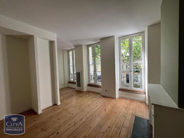Location Appartement 1 pièce 24m² SAINTES 17100