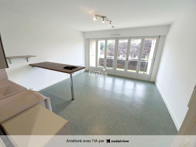 Location Appartement 1 pièce 24m² ST LO 50000