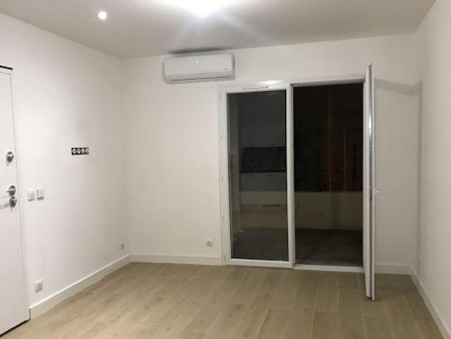 Location Appartement 1 pièce 25 m2 Nice