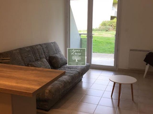 Location Appartement 1 pièce 25 m2 Arles