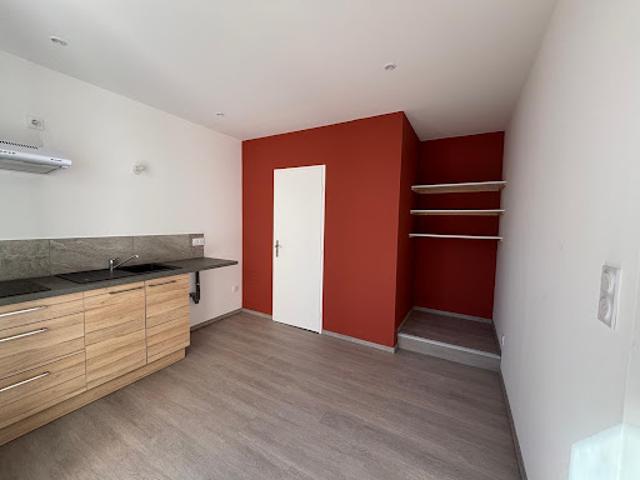 Location Appartement 1 pièce 25 m2 Champagnole