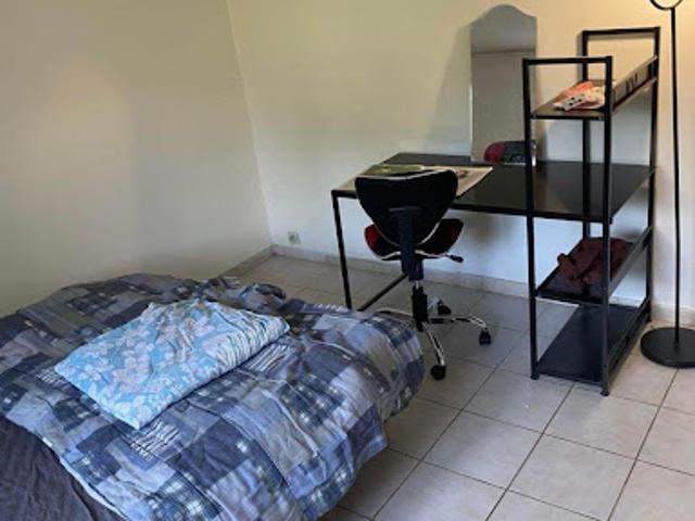 Location Appartement 1 pièce 25 m2 Chennevieres sur marne