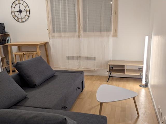 Location Appartement 1 pièce 25 m2 Corbeil Essonnes