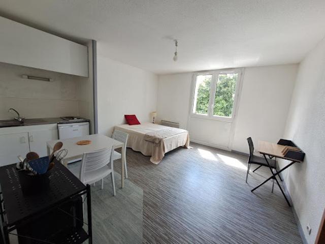 Location Appartement 1 pièce 25 m2 Limoges