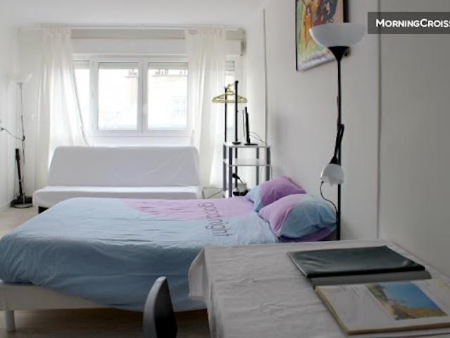 Location Appartement 1 pièce 25 m2 Paris 18ème