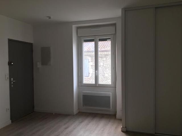 Location Appartement 1 pièce 25 m2 Saint Paul lès Dax