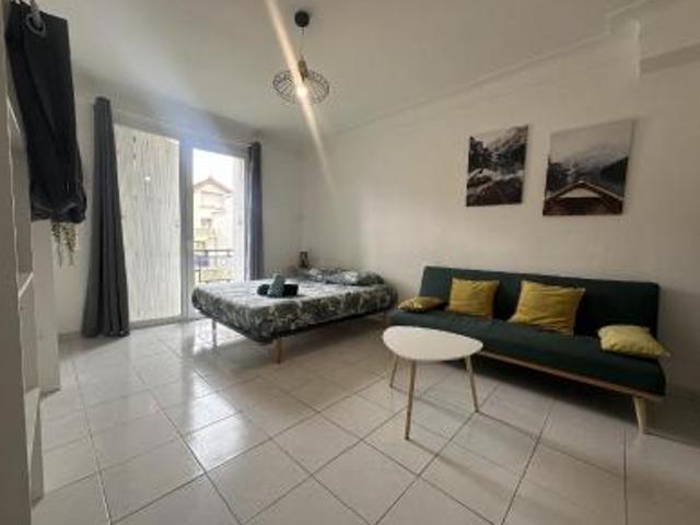 location appartement 1 pièce 25 m2 sarthe 72100 560 €