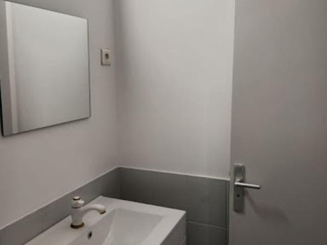 Location Appartement 1 pièce 25 m2 Vichy