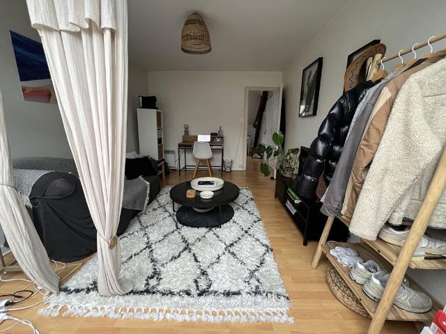 Location appartement 1 pièce, 25.00m², Angers
