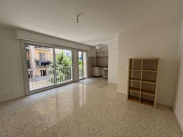 Location appartement 1 pièce, 25.17m², Nice