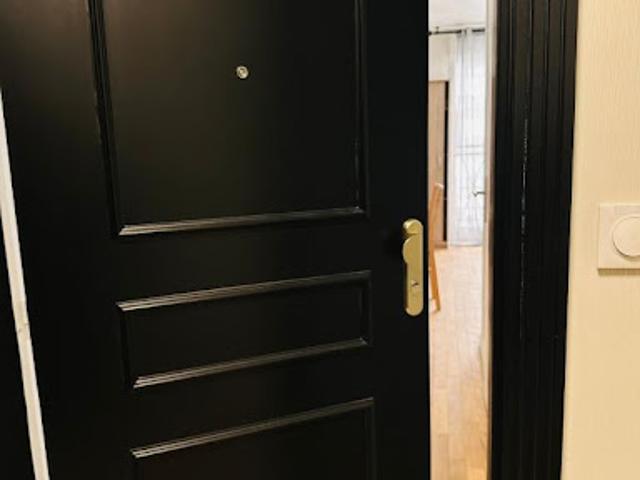 Location Appartement 1 pièce 25.27 m2 Puteaux