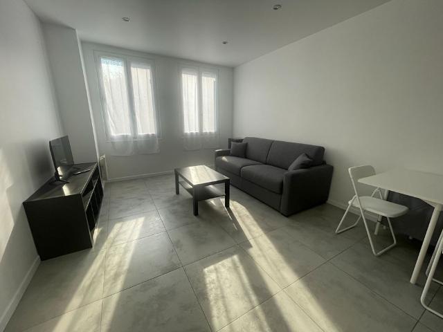 Location appartement 1 pièce, 25.63m², Limours