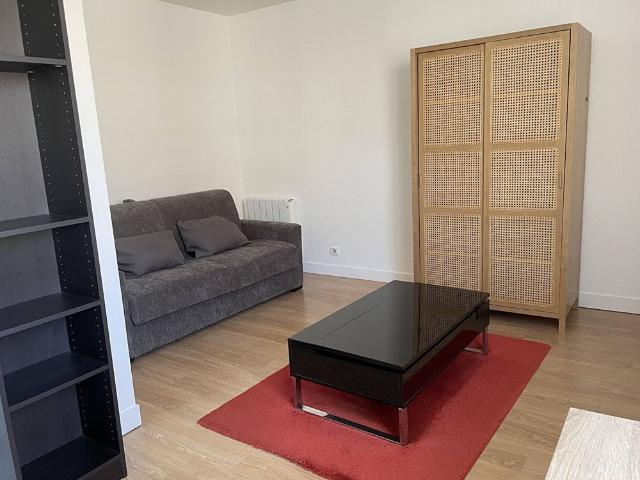 Location Appartement 1 pièce 25m²