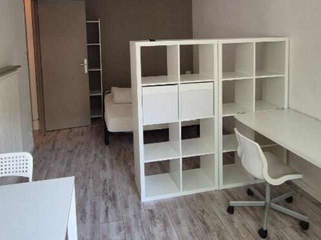 Location Appartement 1 pièce 25m²