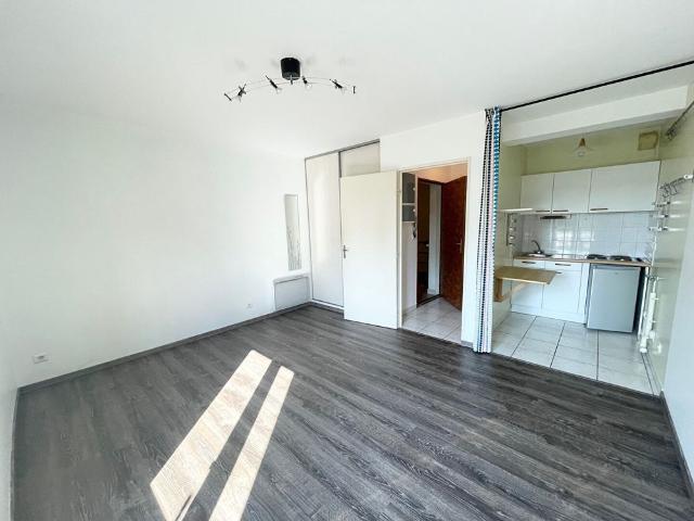 Location Appartement 1 pièce 25m²